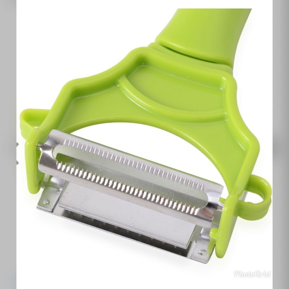 Set of Peeler, Cutting Board and Hand Protector - Picture 2 of 5